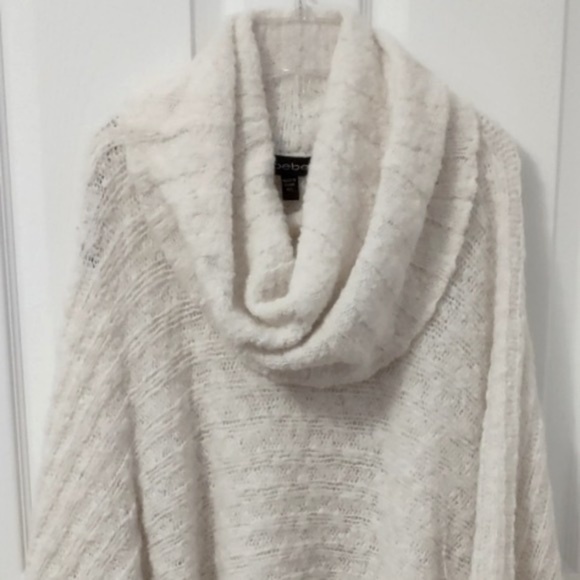 Bebe OVERSIZED MOCK NECK SWEATER Size-M - Picture 10 of 10